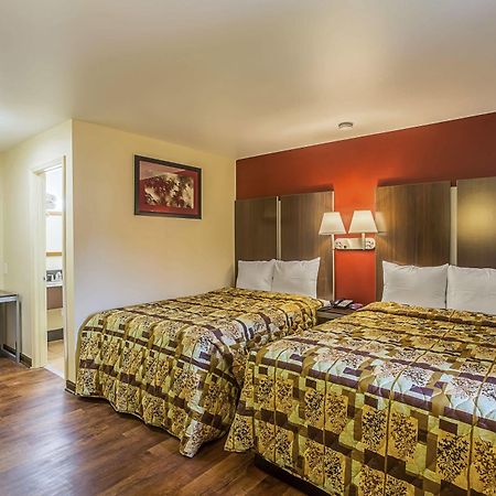 Rodeway Inn Nashville Airport South Exteriör bild