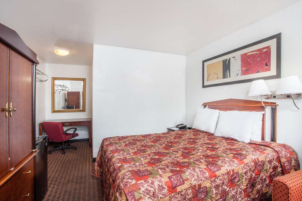 Rodeway Inn Nashville Airport South Rum bild